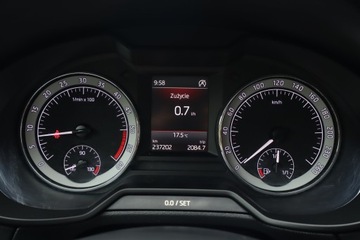 Skoda Octavia III Kombi Facelifting 2.0 TDI 150KM 2019 Skoda Octavia 2.0 TDI, Salon Polska, Klima, zdjęcie 10