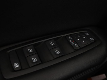 Renault Megane IV Grandtour 1.3 TCe 140 FAP 140KM 2019 Renault Megane GT-Line navi PDC FullLED tempomat, zdjęcie 34