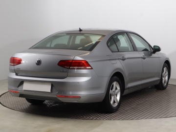 Volkswagen Passat B8 Limousine 2.0 TDI BlueMotion Technology 150KM 2017 VW Passat 2.0 TDI, Salon Polska, Navi, Klima, zdjęcie 4