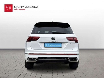 Volkswagen Tiguan II 2022 Volkswagen Tiguan TSI Plug-In Hybrid 245KM R-Line DCC LED Matrix Panora, zdjęcie 3