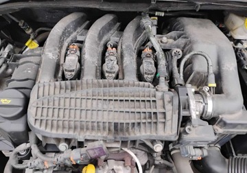 Citroen C3 III Hatchback 1.2 PureTech 82KM 2017 Citroen C3 2017r, 1.2 Benzyna. Lekko uszkodzony tyl. Jezdzi. 1.2 Benzyna, zdjęcie 18