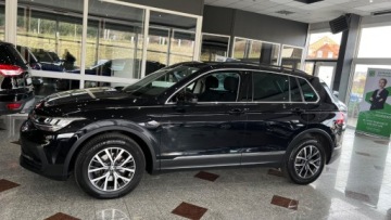 Volkswagen Tiguan II SUV Facelifting 2.0 TDI 150KM 2022 Volkswagen Tiguan Kamera Nawigacja Full LED Elektryczna klapa MOZLIWA ZAMI, zdjęcie 5