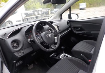 Toyota Yaris III Hatchback 5d Facelifting 2017 1.5 Dual VVT-iE 111KM 2019 Toyota Yaris Okazja 1.5 Benzyna 111KM, zdjęcie 26