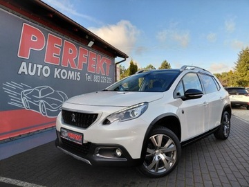 Peugeot 2008 I SUV Facelifting 1.2 PureTech 130KM 2019 Peugeot 2008 Panorama Navi Kamera PDC Alu 1.2 Benzyna 130KM