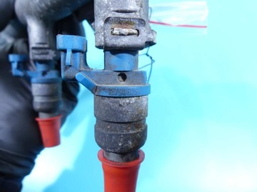 LIŠTA VSTŘIKOVAČE OPEL VECTRA C 12790825 2.0 T 175