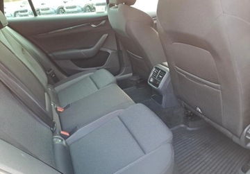 Skoda Octavia IV Liftback 1.5 TSI EVO 150KM 2021 Skoda Octavia Ambition 1,5 TSI 150KM e-Tec Kamera DSG Lopatki Serwis Salon, zdjęcie 11