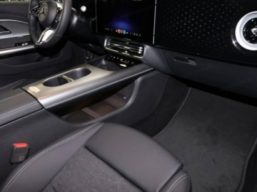 Mercedes CLA C118/X118 2025 MERCEDES-BENZ CLA 200 Progressive Sedan 1.5 (163KM) 2025, zdjęcie 12