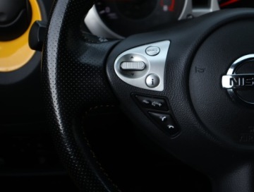 Nissan Juke I SUV Facelifting 1.2 DIG-T (Euro 6) 115KM 2017 Nissan Juke 1.2 DIG-T, Salon Polska, Klima, zdjęcie 17