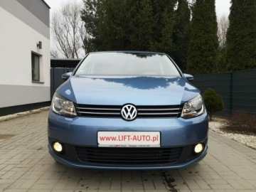 Volkswagen Touran II 1.2 105KM 2013 Volkswagen Touran 1.2TFSI 105KM Klimatronic Isofix, zdjęcie 1