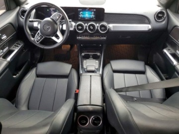 Mercedes GLB 2023 Mercedes-Benz GLB 2023 MERCEDES BENZ GLB 250 4MATIC 2.0 Benzyna 221KM, zdjęcie 8