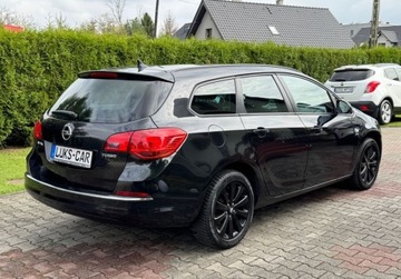 Opel Astra J Sports Tourer Facelifting 1.4 Turbo ECOTEC 140KM 2013 Opel Astra 1,4 TURBO 140KM Climatronic Xenon LED Navi Bezwypadkowy Serwis, zdjęcie 38