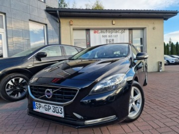 Volvo V40 II Hatchback 1.6 T3 150KM 2013 Volvo V40 1.6 T3 Benzyna 150KM, zdjęcie 2