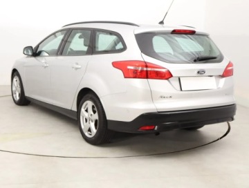 Ford Focus III Kombi Facelifting 1.0 EcoBoost 125KM 2015 Ford Focus 1.0 EcoBoost, Navi, Klima, Tempomat, zdjęcie 3