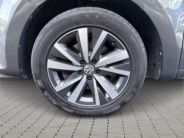 Volkswagen Sharan II Van Facelifting 1.4 TSI 150KM 2021 Volkswagen Sharan Highline Panorama Hak Tempomat ACC 7os Serwis ASO, zdjęcie 19