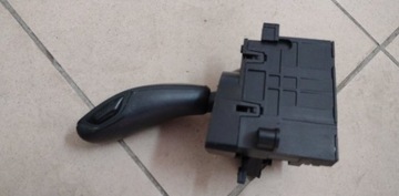 HLAVICE ZVEDÁK VOLIČ ŘAZENÍ BMW 5 G30 7947693