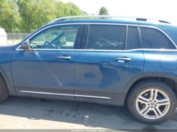 Mercedes GLB 2023 Mercedes-Benz GLB 2023 MERCEDES-BENZ GLB 250 4MATIC 2.0 Benzyna 221KM, zdjęcie 13