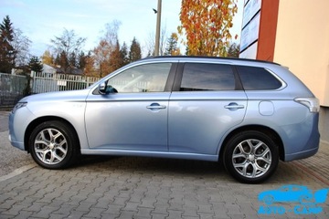 Mitsubishi Outlander III 2014 Mitsubishi Outlander PHEV skóry*el.klapa*szyber*EV, zdjęcie 4