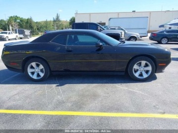 Dodge Challenger III 2023 Dodge Challenger 2023r, SXT, 3.6L 3.6 Benzyna 303KM, zdjęcie 6