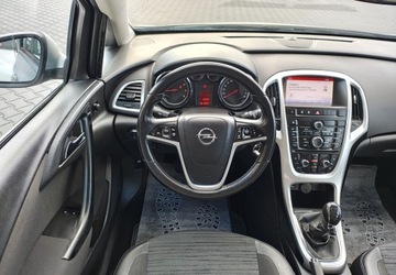 Opel Astra J Sports Tourer Facelifting 1.4 Turbo ECOTEC 140KM 2015 Opel Astra Opel Astra J Sport Tourer 1.4BenzLPG 1.4 BenzynaLPG 140KM, zdjęcie 20