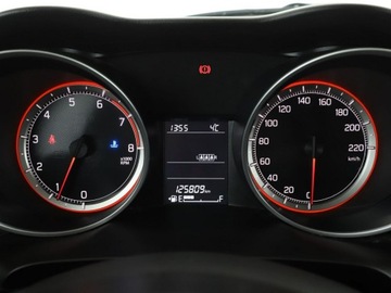 Suzuki Swift VI Hatchback 1.2 DualJet 90KM 2018 Suzuki Swift grzane fotele klima, zdjęcie 21