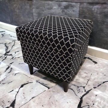 ЯЩИК ИЗ ПУФА С ОТКРЫВАЮЩИМСЯ ОТДЕЛЕНИЕМ ДЛЯ ХРАНЕНИЯ