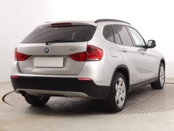 BMW X1 E84 Crossover xDrive18d 143KM 2012 BMW X1 xDrive18d, 4X4, Klima, Klimatronic, zdjęcie 4