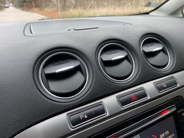 Ford Galaxy III Van 2.0 Duratorq TDCi 140KM 2010 Ford Galaxy Ford Galaxy 2.0 TDCi Ambiente 7-Osob Full Serwis 2.0 Diesel, zdjęcie 19