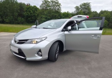 Toyota Auris I Hatchback 3d Facelifting 1.6 Valvematic 132KM 2013 Toyota Auris Toyota Auris 1.6 Valvematic Life 1.6 Benzyna 132KM, zdjęcie 23