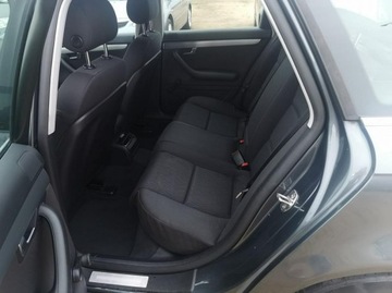 Audi A4 B7 Avant 2.0 20V 131KM 2006 Audi A4 2.0 130 KM Klimatronik, Automat, zdjęcie 7