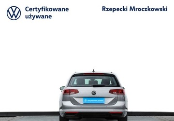 Volkswagen Passat B8 Variant Facelifting 2.0 TDI SCR 200KM 2023 Volkswagen Passat Variant 2.0 TDI 200KM DSG Business Fotele Podgrzewane Te, zdjęcie 5