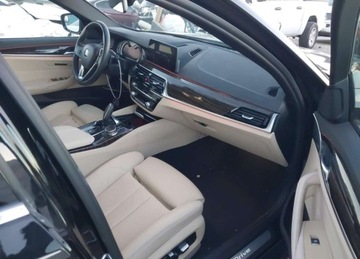 BMW Seria 5 G30-G31 2018 BMW Seria 5 BMW 530E IPERFORMANCE 2.0 Hybryda 182KM, zdjęcie 8