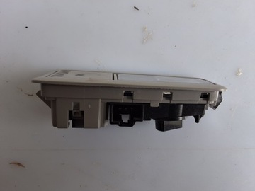 HYUNDAI TUCSON III 15-20 LAMPA OSVĚTLENÍ POLSTROVÁNÍ PRAVÉ 92880-D3000