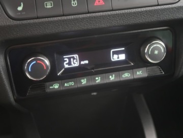 Skoda Fabia III Kombi Facelifting 1.0 TSI 95KM 2020 Skoda Fabia 1.0 TSI, Salon Polska, 1. Właściciel, zdjęcie 11