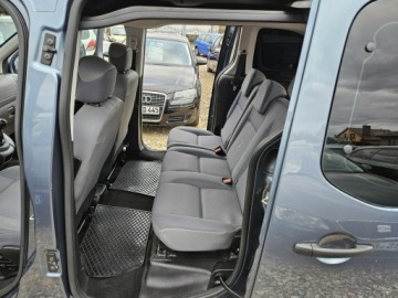 Citroen Berlingo II Van Facelifting 1.6 VTi 98KM 2013 Citroen Berlingo Opłacony Zdrowy Zadbany, zdjęcie 8