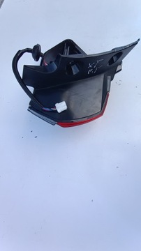 NISSAN X-TRAIL T-32 FACELIFT SVĚTLO ZADNÍ PRAVÁ