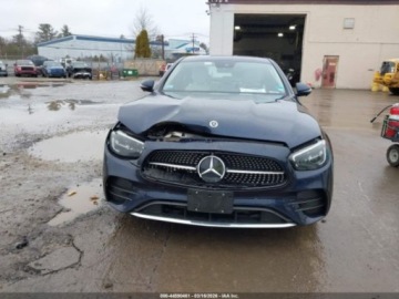 Mercedes Klasa E W214 2023 Mercedes-Benz Klasa E 2023 r., E350 4 MATIC 2.0 Benzyna 255KM, zdjęcie 1