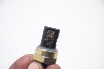 BMW G20 G22 G01 G02 G30 G05 G06 G07 SENZOR TLAKU OLEJE 8647488