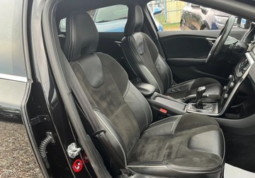 Volvo V40 II Hatchback Facelifting 2.0 D2 120KM 2018 Volvo V40 , R- Design , nawigacja , skorzane fotele 2.0 Diesel 120KM, zdjęcie 32