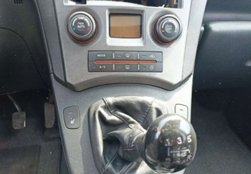 Kia Carens III 2.0 i 16V 144KM 2008 Kia Carens Kia Carens 2.0 EX 2.0 BenzynaLPG 145KM, zdjęcie 6