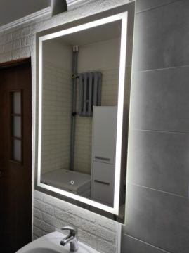 LED ЗЕРКАЛО ДЛЯ ВАННОЙ 60х80 С ВЫКЛЮЧАТЕЛЕМ С ПОДСВЕТКОЙ