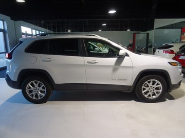 Jeep Cherokee V Terenowy 3.2 V6 272KM 2015 Jeep Cherokee Samochód w bardzo dobrym stanie ,, zdjęcie 16
