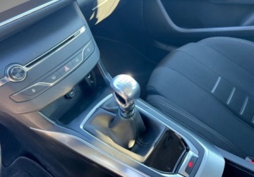 Peugeot 2013 Peugeot 308 1.6 Benzyna 125 km LED Nawigacja Tempomat Sensor 1.6 Benzyna, zdjęcie 13