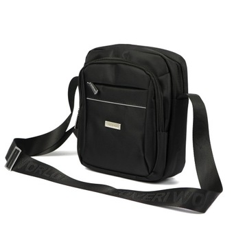 МУЖСКАЯ СПОРТИВНАЯ СУМКА НА ПЛЕЧЕ