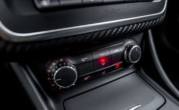 Mercedes Klasa A W176 Hatchback 5d 2.0 250 BlueEFFICIENCY 211KM 2014 Mercedes-Benz Klasa A SPORT-Pakiet 2.0B 211Ps 4x4 Skora Bixenon Navi Ledy, zdjęcie 34