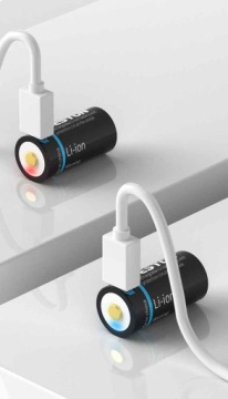 Литиевая батарея CR 123a 3,7v 2600mWh microUSB