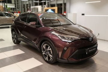 Toyota C-HR I Crossover Facelifting 1.8 Hybrid 122KM 2023 Toyota C-HR 1.8 Hybrid Style 1.8 Hybryda 122KM, zdjęcie 1