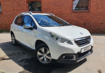 Peugeot 2008 I 2014 Peugeot 2008 Allure LED Nawigacja GetHelp 1.2 Benzyna 82KM