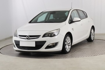 Opel Astra J Hatchback 5d 1.4 Turbo ECOTEC 140KM 2012 Opel Astra 1.4 T, Klima, Klimatronic, Tempomat, zdjęcie 1