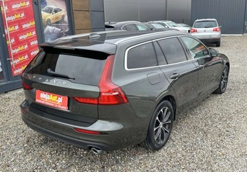 Volvo V60 II  2021 Volvo V60 V60 2.0 HYB 163 KM 2021r 62.000 km Warszawa 2.0 Hybryda, zdjęcie 3