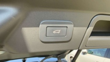 Land Rover Range Rover Velar 2023 Land Rover Range Rover Velar 3.0 Benzyna 400KM, zdjęcie 19